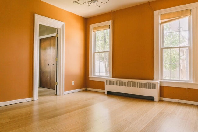 Photo - 379 E Wabasha St