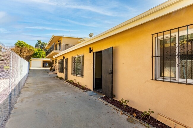 Photo - 516 N Westmoreland Ave Unit 1