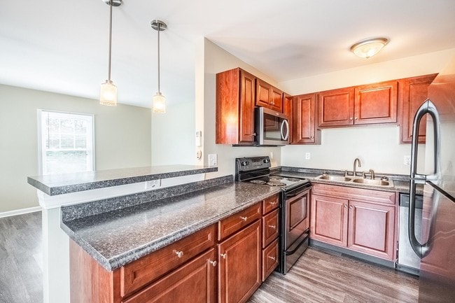 Photo - Forest View Apartments