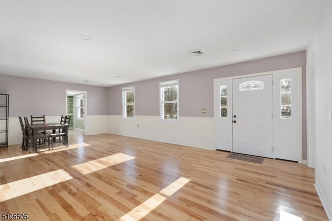 Photo - 7 Berry Rd