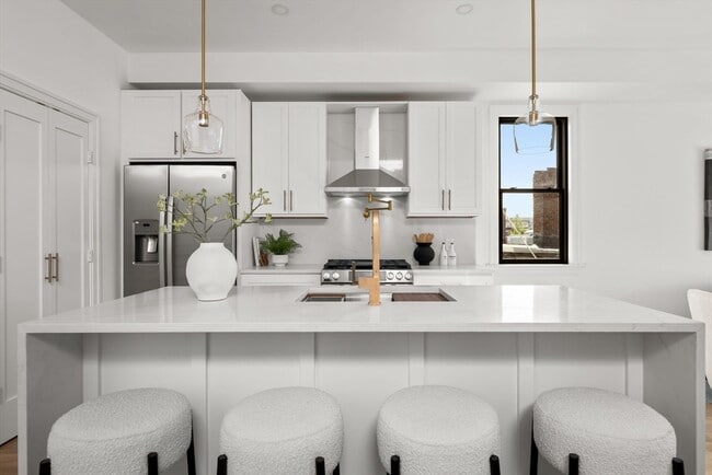 Photo - 100 Bennington St Unit PH4A