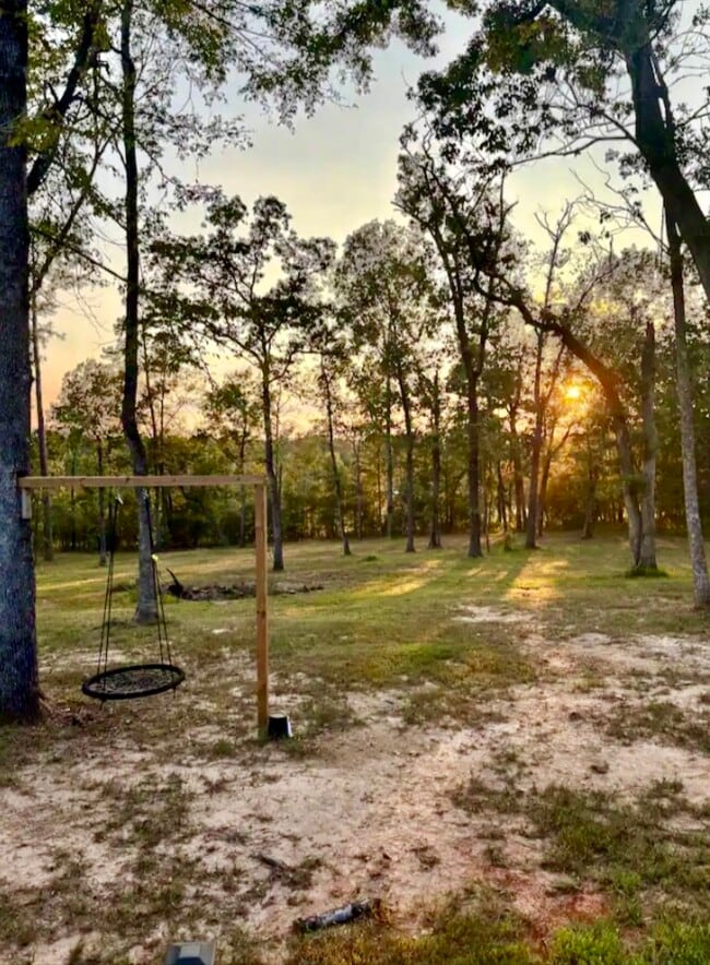 Photo - 373 Saddle Surrey Rd