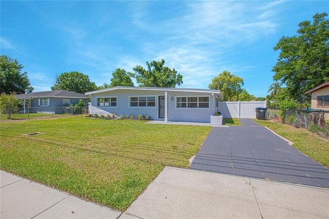 4870 Seminole Ave