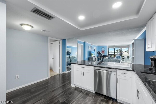 Photo - 4260 SE 20th Pl Unit 206