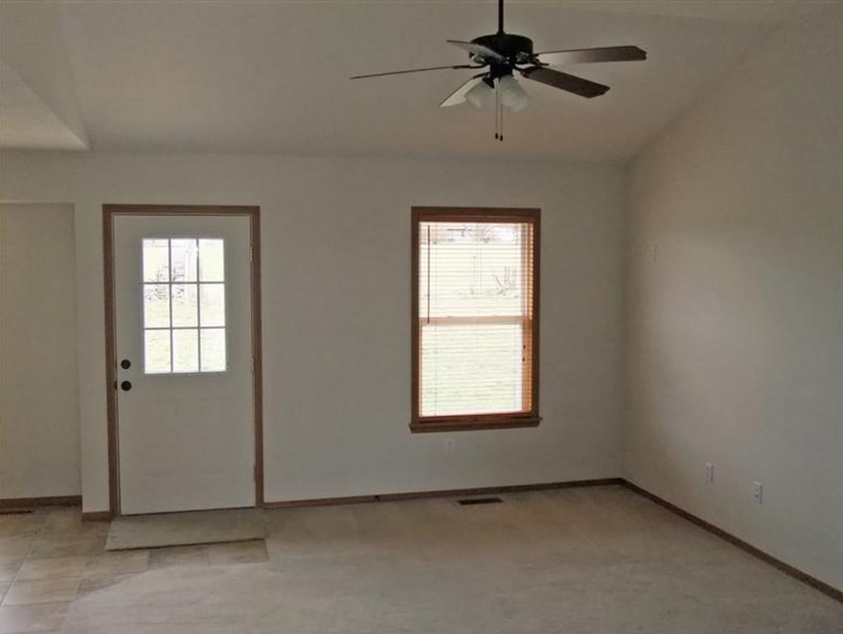 Photo - Great Nixa Location!