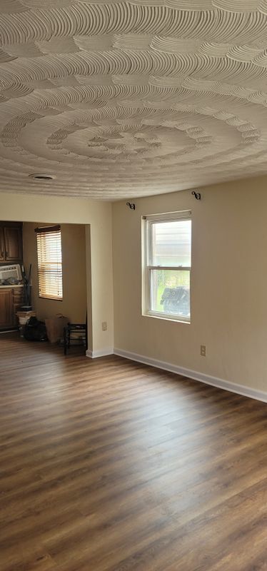 Photo - 3556 Riverside Dr