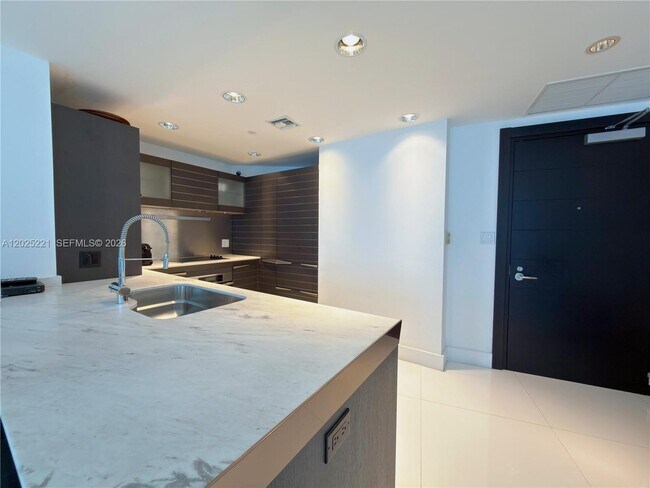 Photo - 200 Biscayne Blvd Way Unit 4104