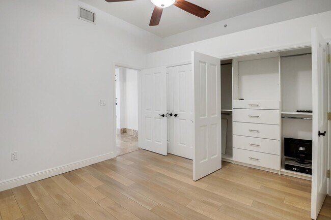 Photo - 3940 N Flagler Dr