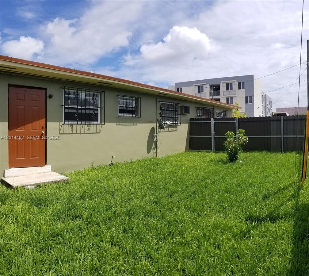 Photo - 3210 NW 22nd Ave Unit 1