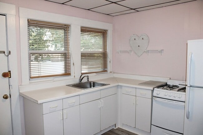 Photo - 78 Curtis Ave