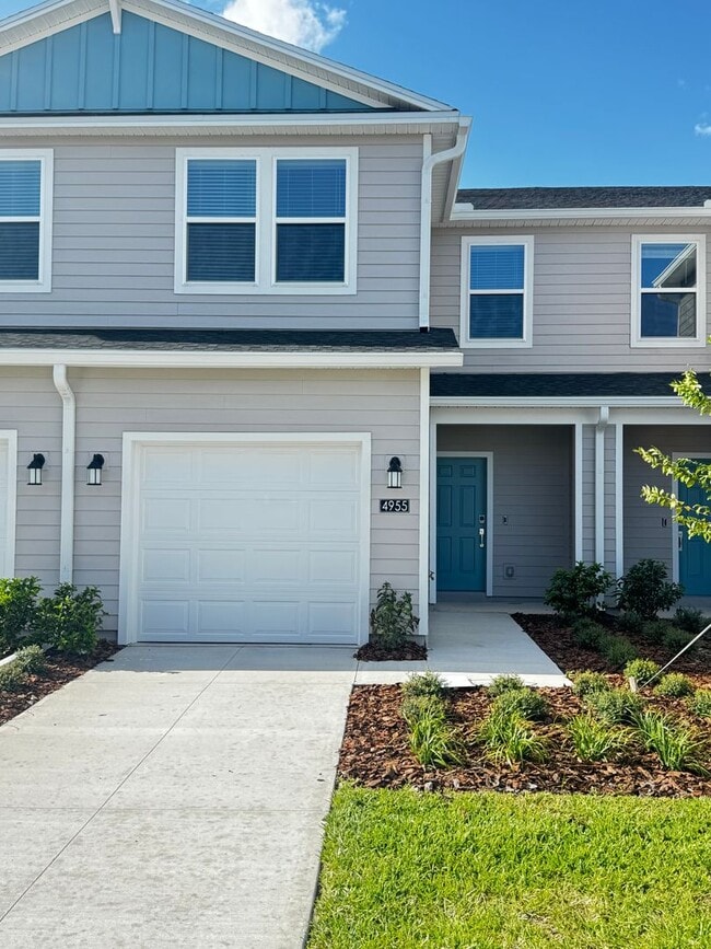Building Photo - Modern Luxury Living in Marion Ranch – Brand New Townhome