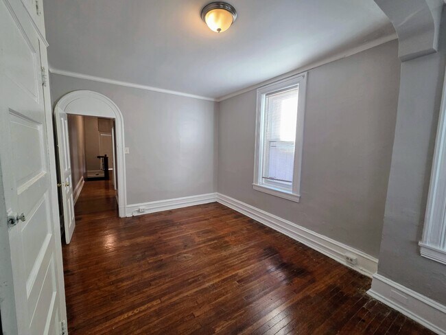 Photo - 3246 N 13th St Unidad 2