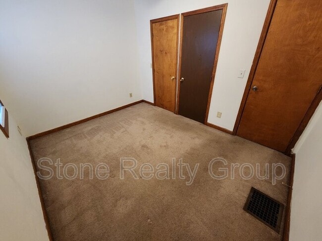 Photo - 1809 S Center St