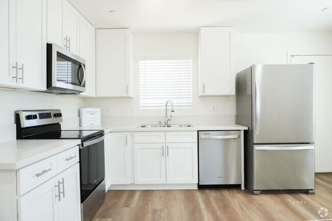 Building Photo - 1236 S Farragut St Unit #B Rental