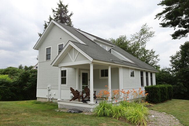 Building Photo - 10 Linkside Dr Rental