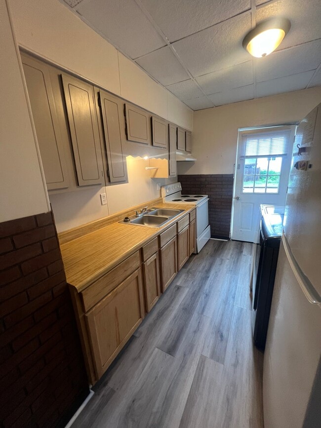 Photo - 43 N 4th St