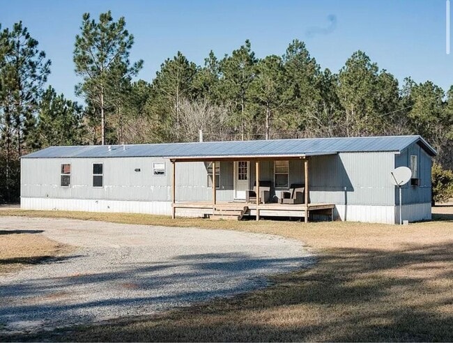 Building Photo - 3 bed/2 bath Mobile Home