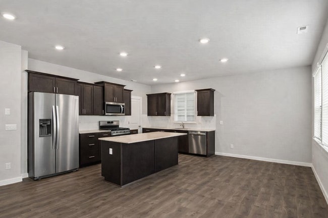 Photo - Beautiful large newer build 4 bedroom in Lipoma Firs!