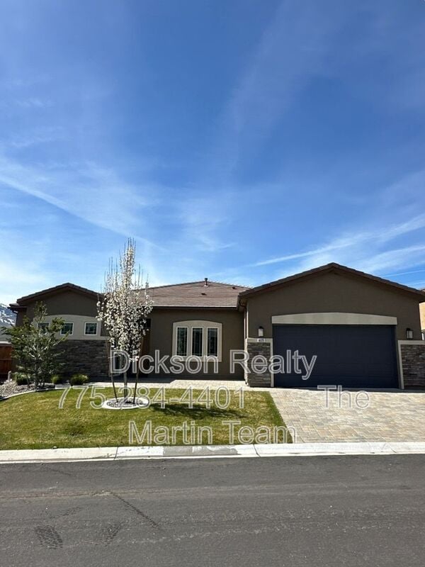 Building Photo - 8370 Simsbury Dr Rental