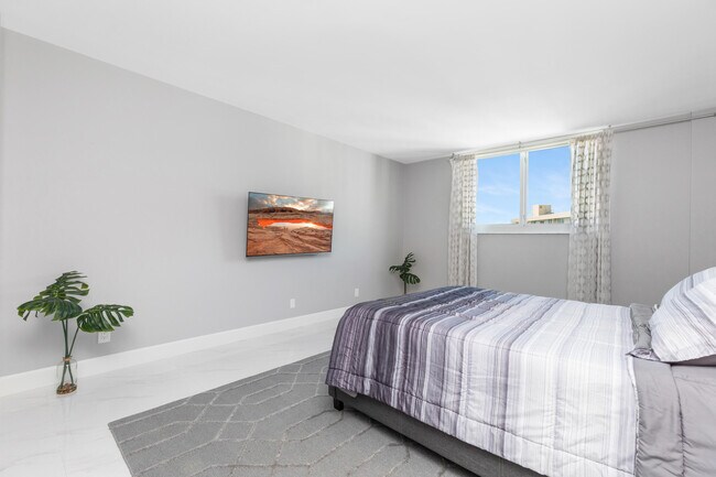 Photo - 19380 Collins Ave Unit 1527