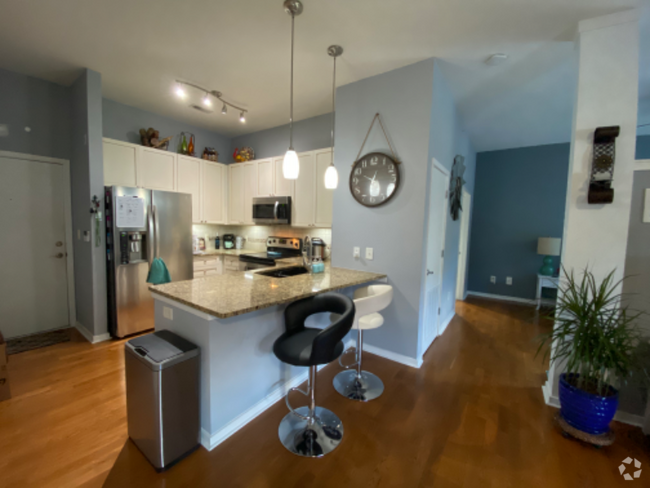 Building Photo - 2125 Southend Dr Unit 244 Rental