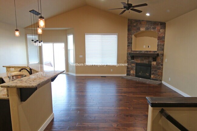 Photo - Beautiful Layton Home