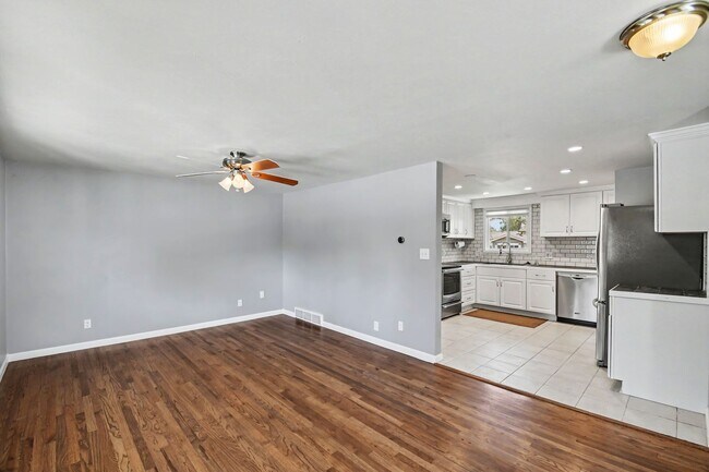 Photo - Updated 5 Bed House w/ Central AC & Fenced Backyard