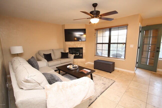 6651 N Campbell Ave Unit 150