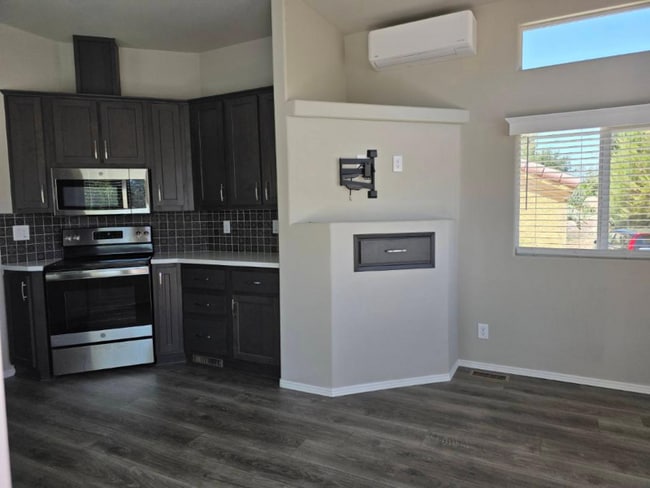 Building Photo - 4137 Alpine Blvd Rental