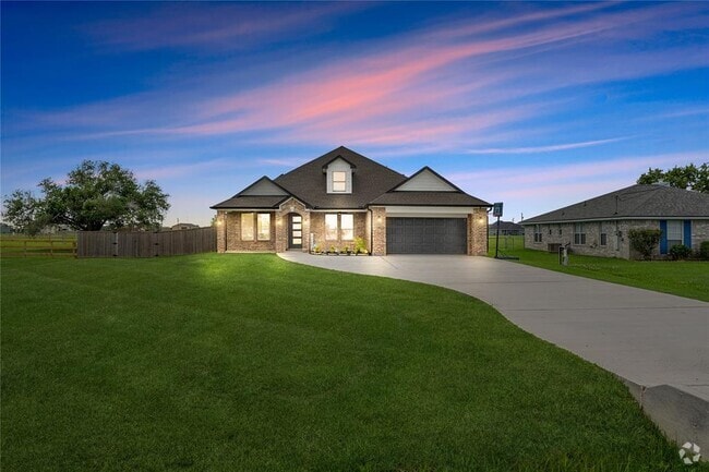 Building Photo - 1420 Palomino Trail Rental