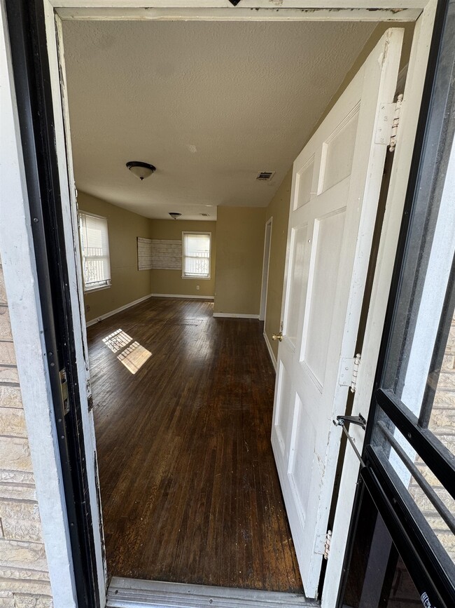 Photo - 4071 Grey Rd