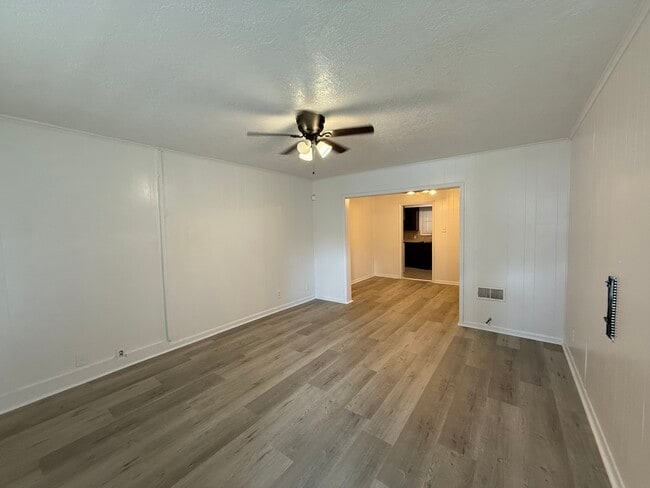 Photo - 500 Scott St