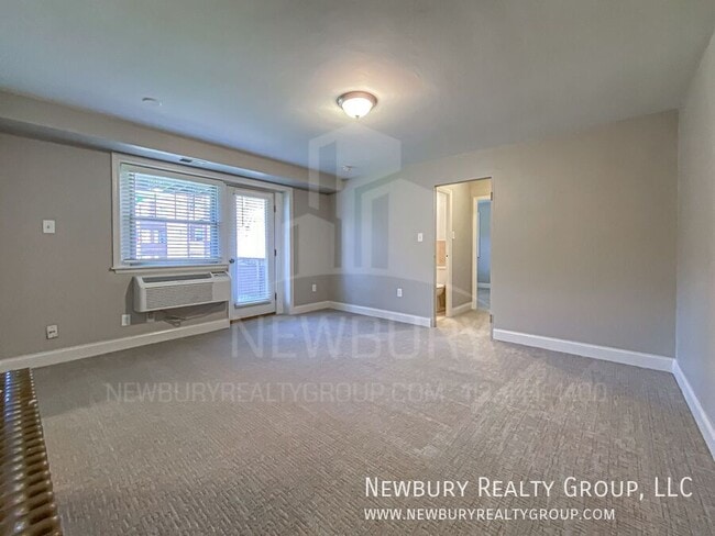 Photo - 104 W Steuben St Unit Apt. 1