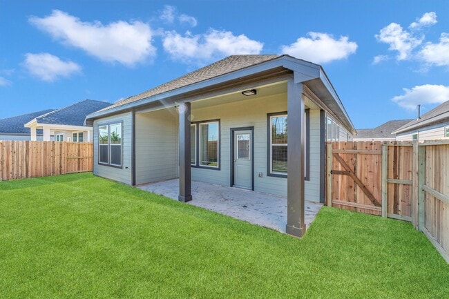 Building Photo - 16923 Lavender Farm St Rental