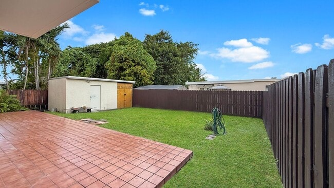 Photo - 8877 SW 36th St