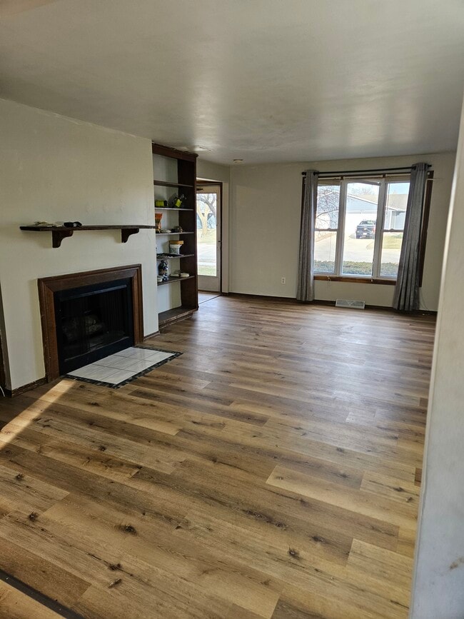 Photo - 3532 E River Dr
