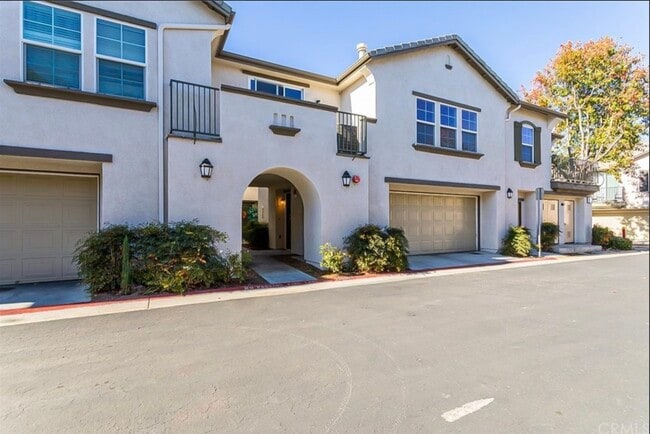 Building Photo - 36317 Antoinette Ln Unit 36317 Antoinette Ln