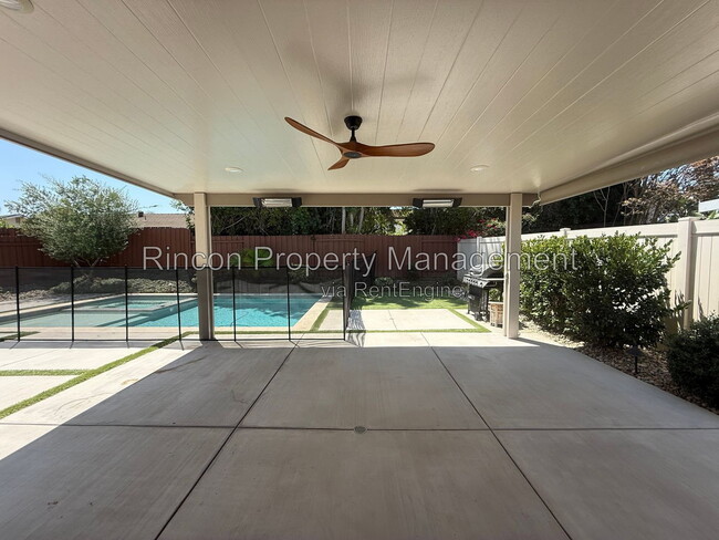 Photo - 13106 Knotty Pine St