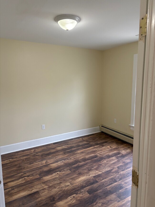 1179 Main St Unit 3