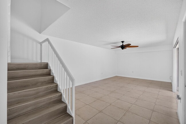 Photo - 851 Blue Ridge Cir