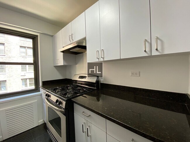 Photo - EAST 56 STREET Unit 14N