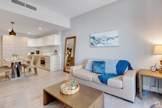 Building Photo - 777 N Ocean Dr Unit ID1227217P Rental