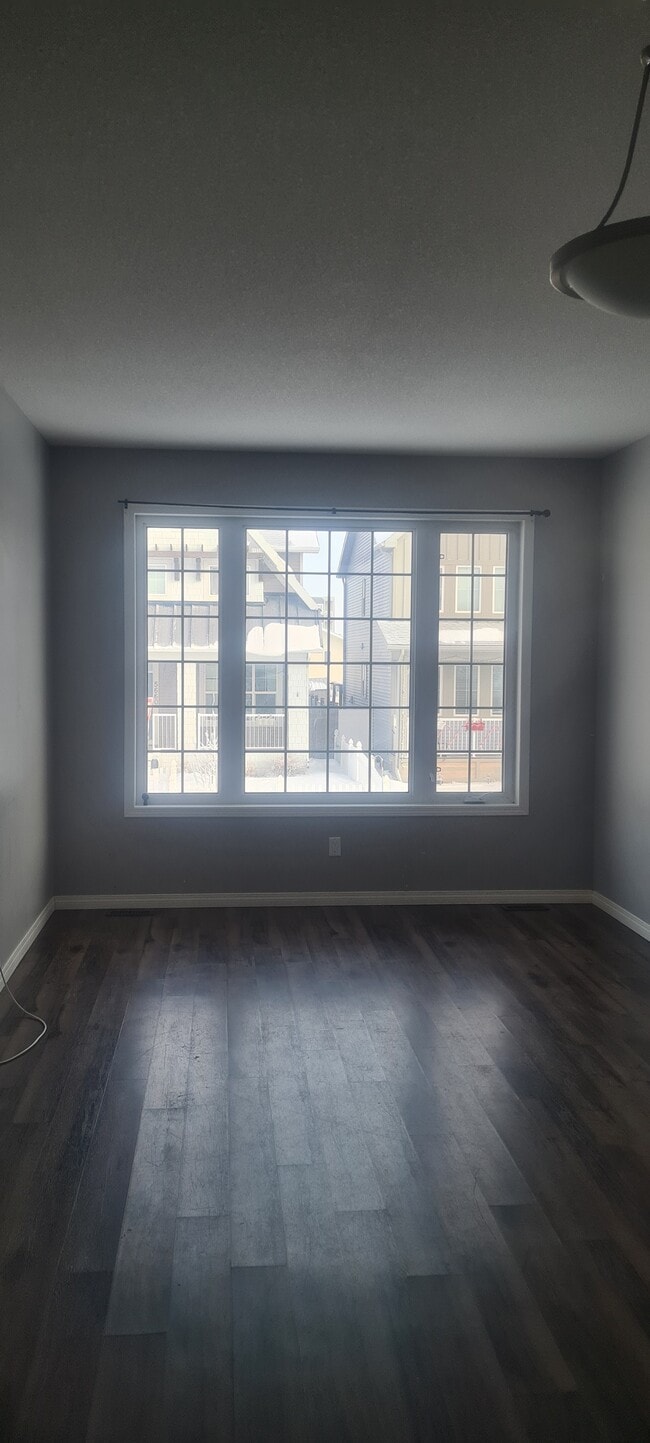 Photo - 5663 Vedette Rd