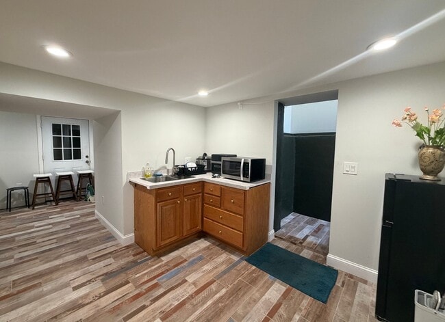 Building Photo - 1555 Ocean St Unit 1A