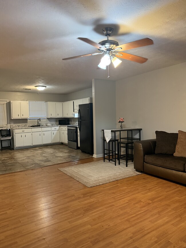 Photo - 11 Oak St Unit 13 Oak Street