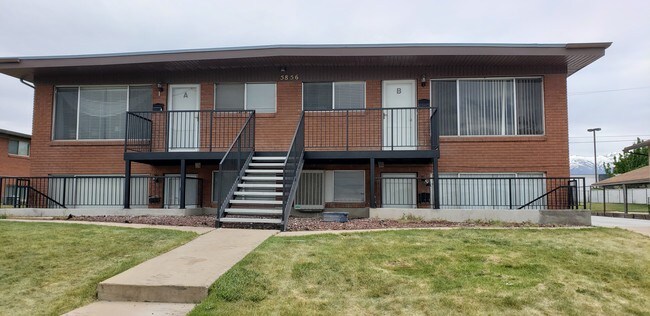 Photo - 5856 S 2000 W