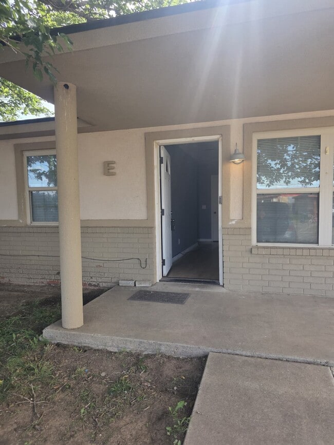 Photo - 4201 W Farmers Ave