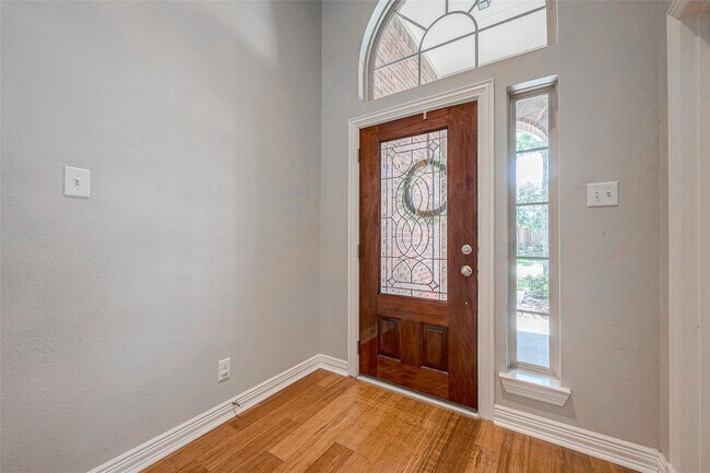 Photo - 28314 Calaveras Lake Dr