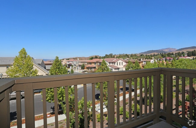 Meadow Wood At Alamo Creek Apartments For Rent in Danville