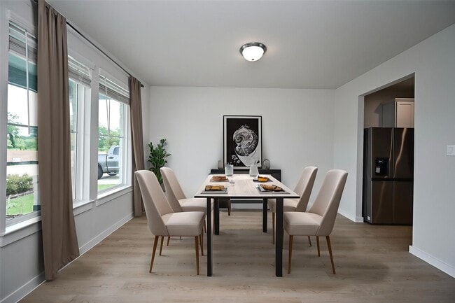 Photo - 33019 School Hl Rd